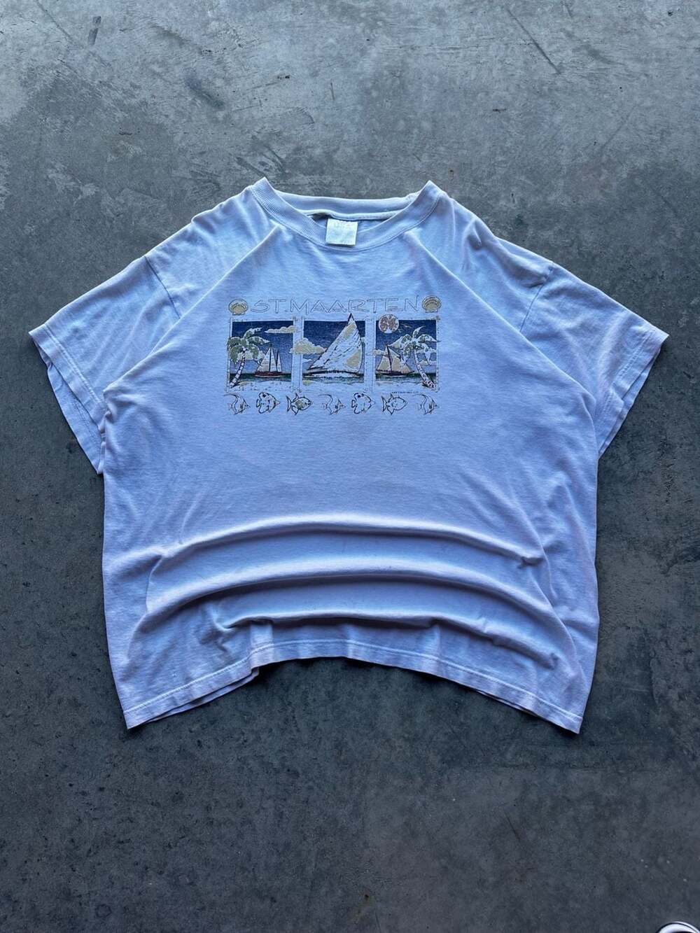 Vintage 1980s St. Maarten Sailboat Beach Graphic T-Shirt